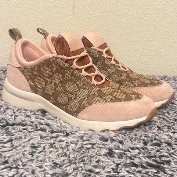 Women’s sz9 Coach  c147 Runners khaki/blush - Picture 1 of 10